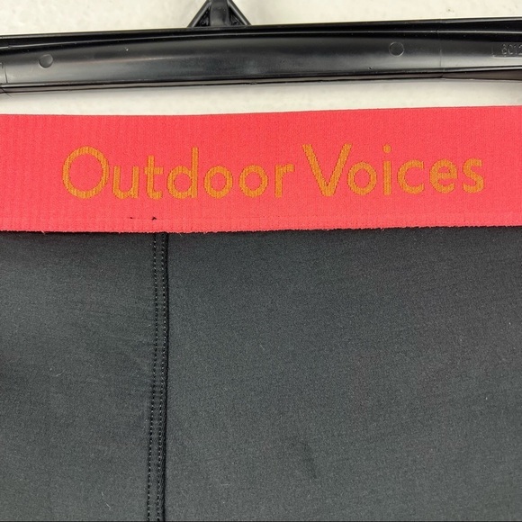 OUTDOOR VOICES Smooth 7/8 Leggings, Black with Desert Rose Spellout Band, Size M - Picture 7 of 11